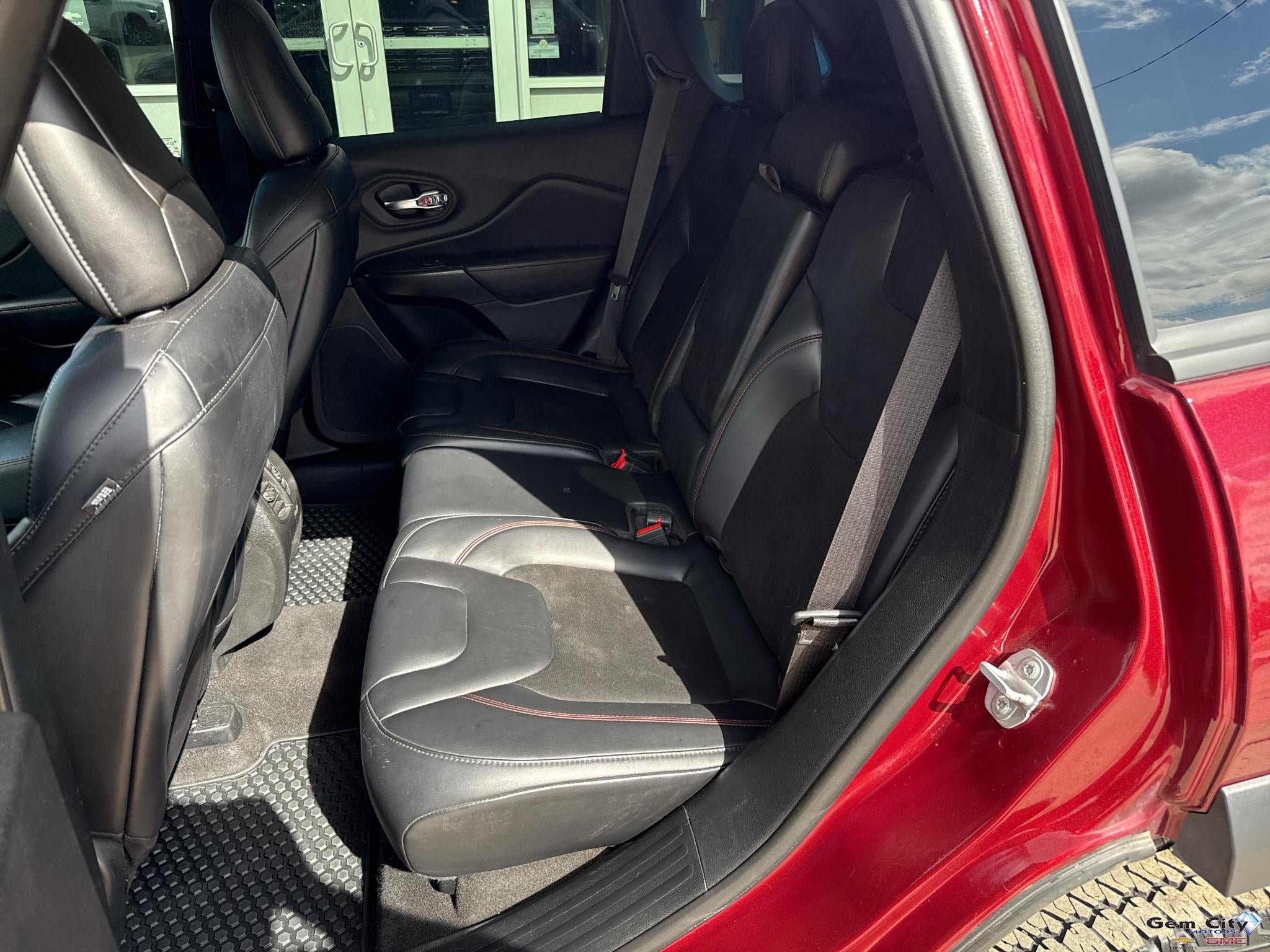 2021 Jeep Cherokee Trailhawk