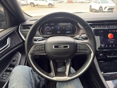 2022 Jeep Grand Cherokee Altitude