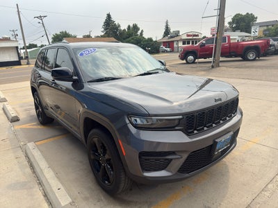 2022 Jeep Grand Cherokee Altitude