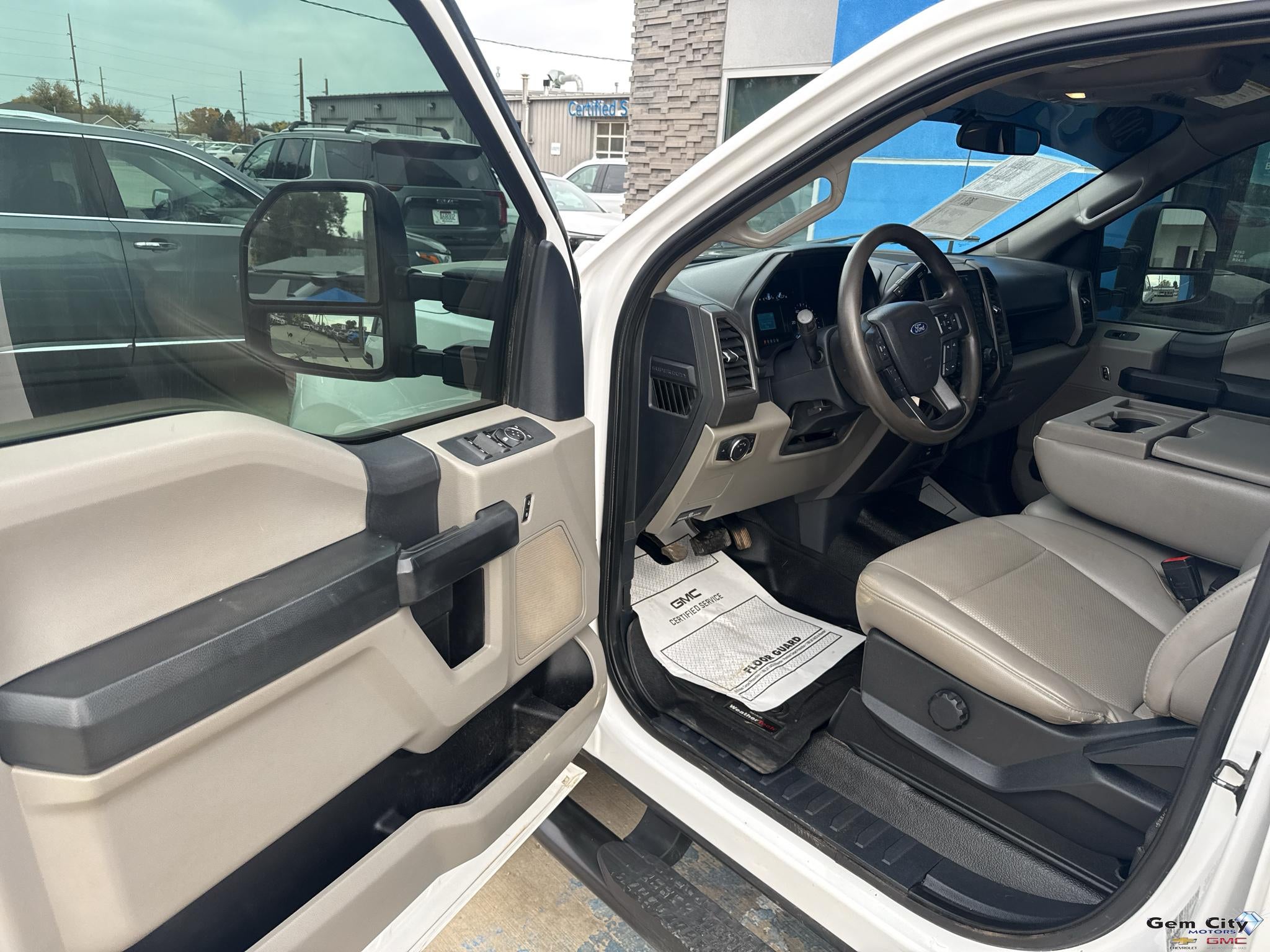 2022 Ford Super Duty F-350 SRW XL