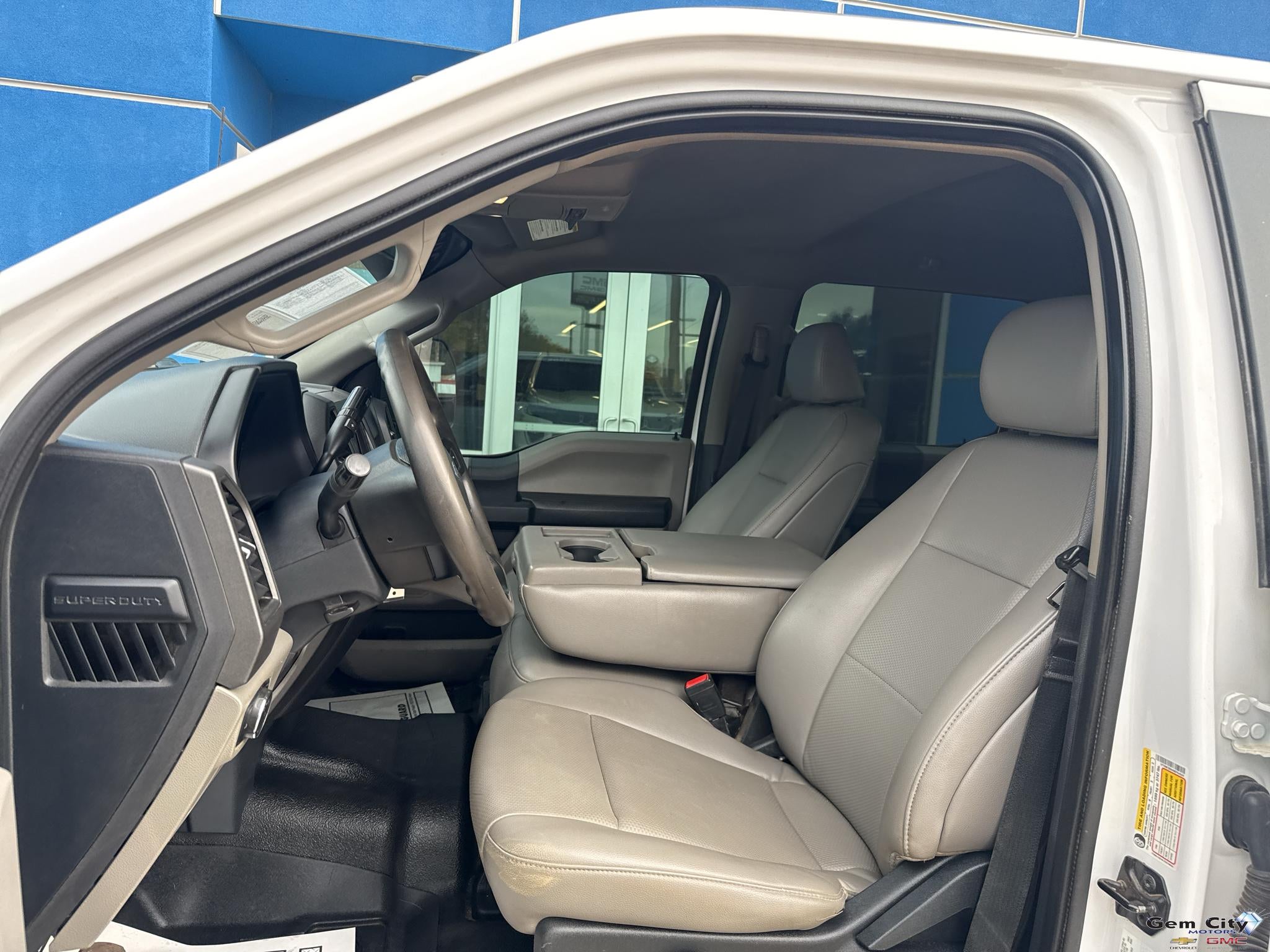 2022 Ford Super Duty F-350 SRW XL