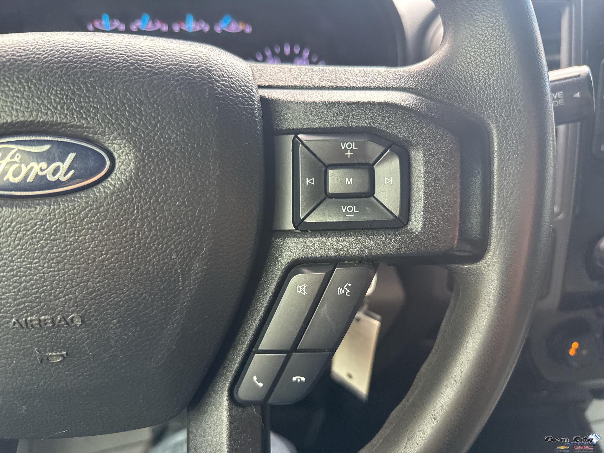 2022 Ford Super Duty F-350 SRW XL