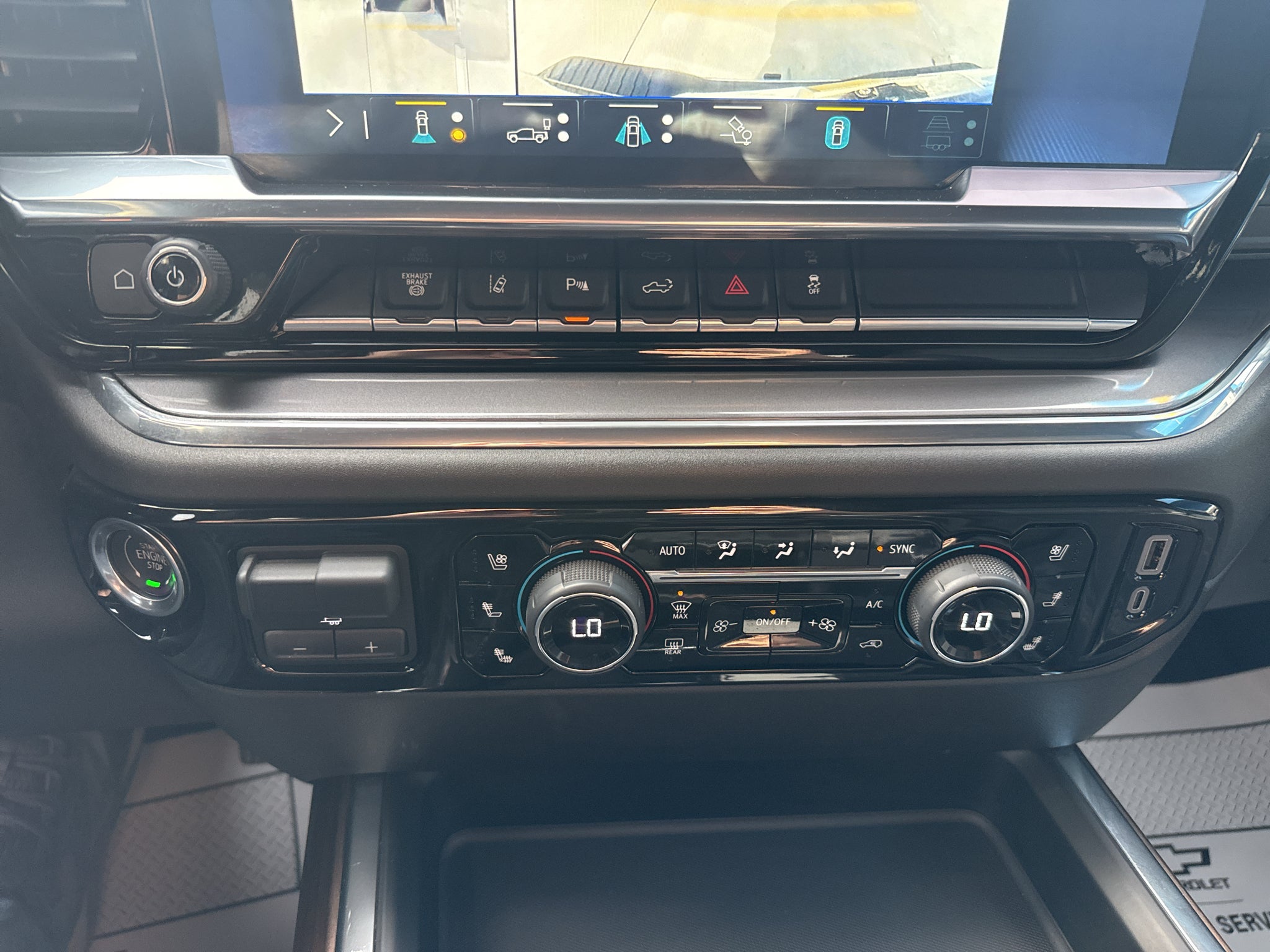 2024 Chevrolet Silverado 3500 HD High Country DRW