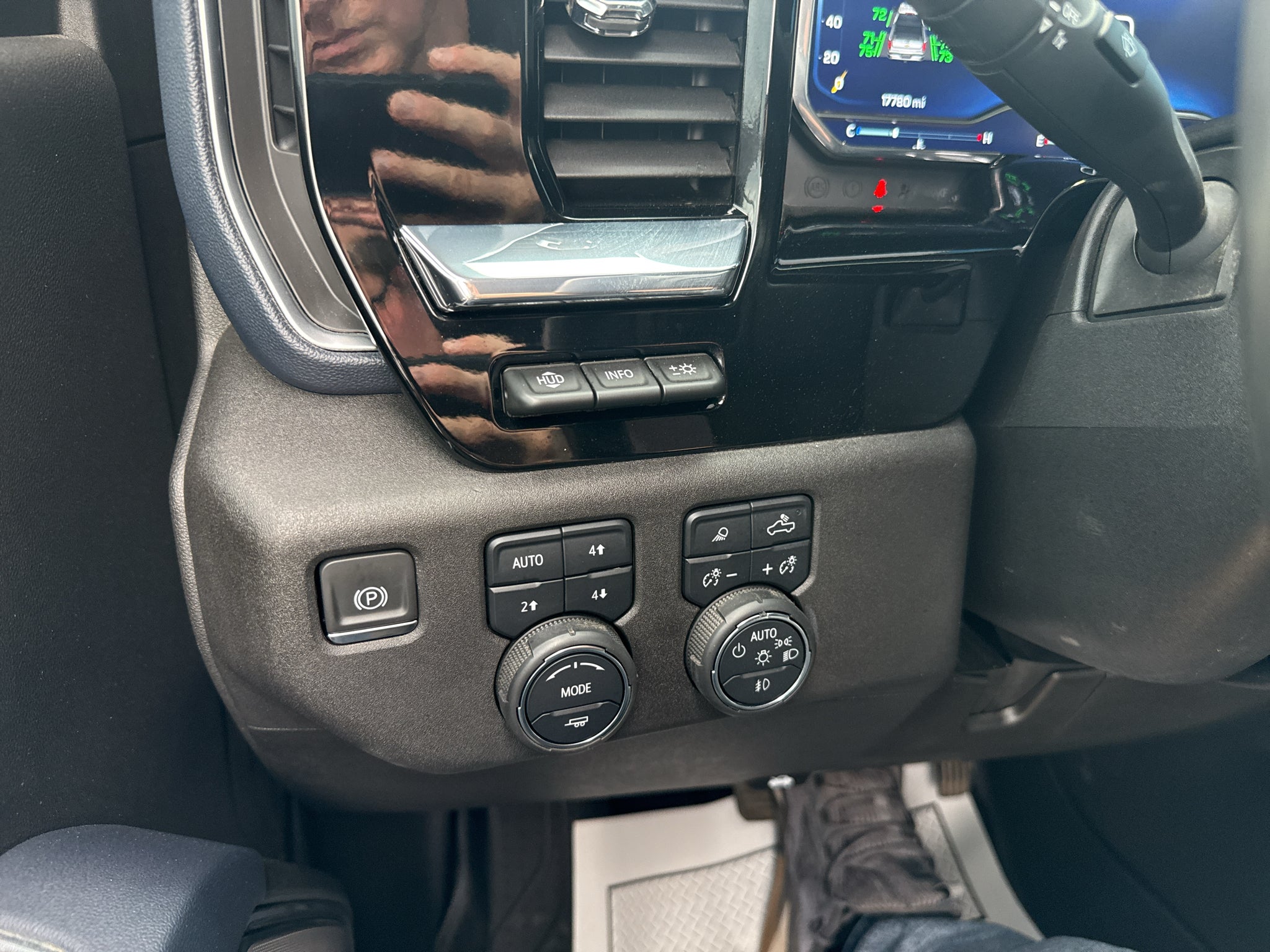 2024 Chevrolet Silverado 3500 HD High Country DRW