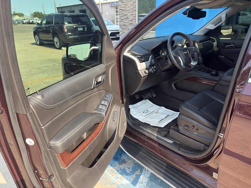 2017 GMC Yukon XL SLT