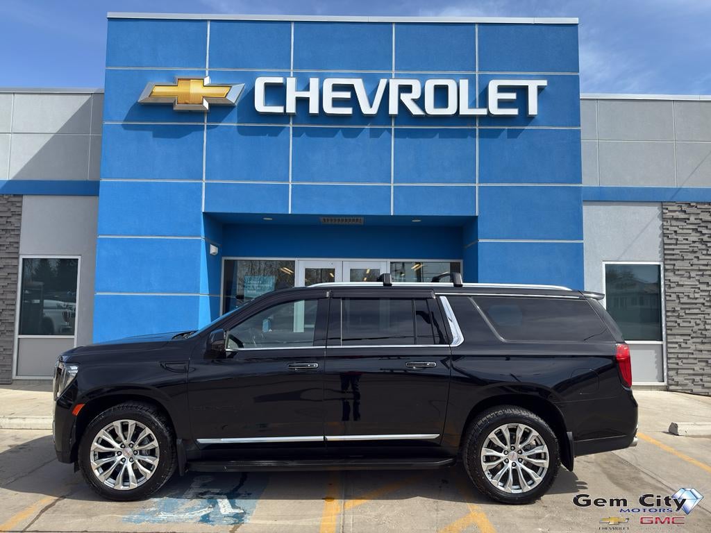 2023 GMC Yukon XL Denali