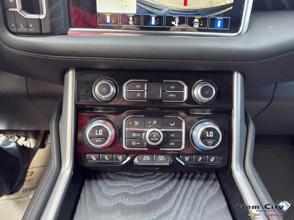 2023 GMC Yukon XL Denali