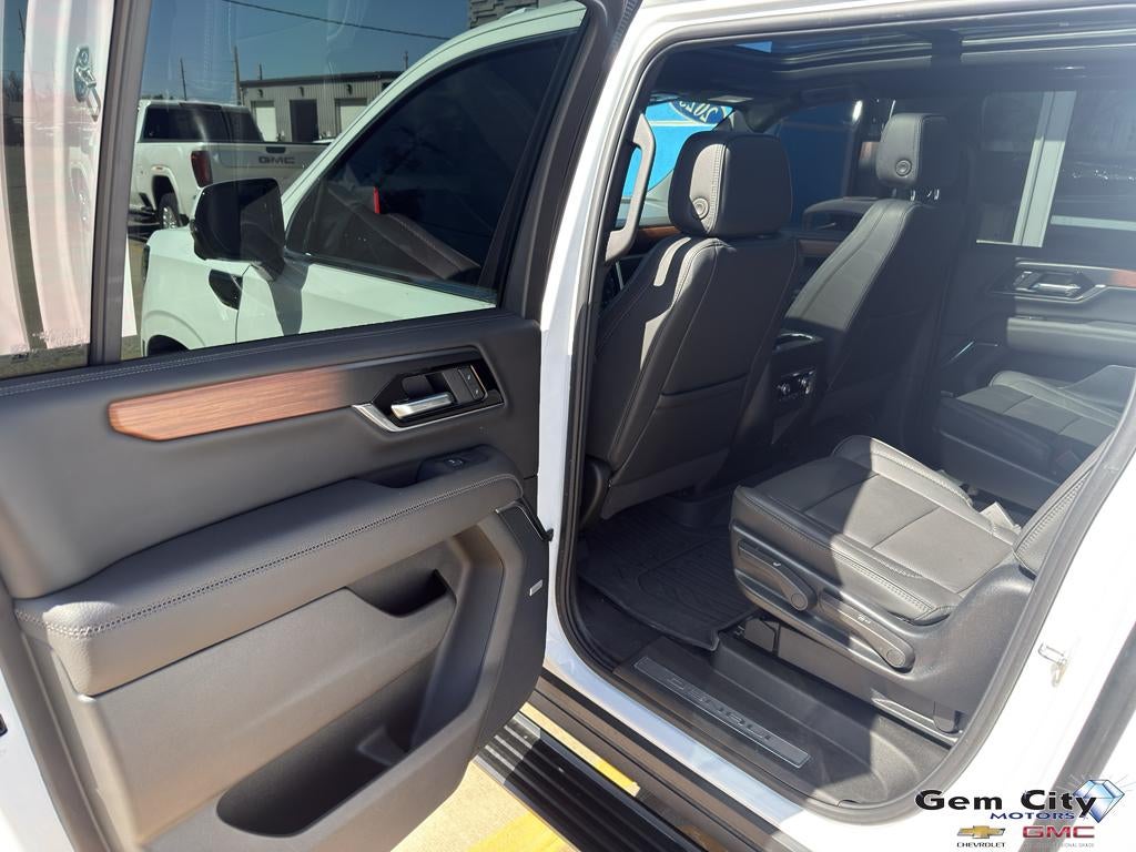 2025 GMC Yukon XL Denali