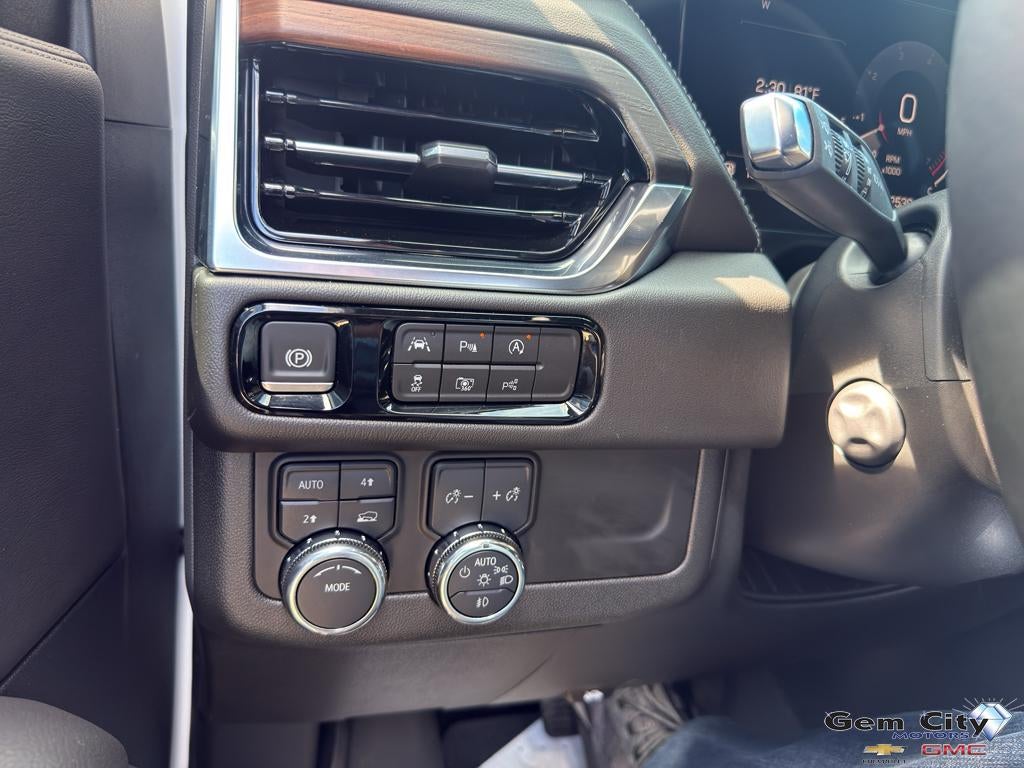 2025 GMC Yukon XL Denali