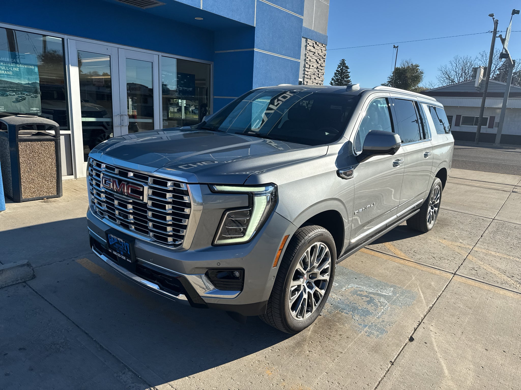 2025 GMC Yukon XL Denali