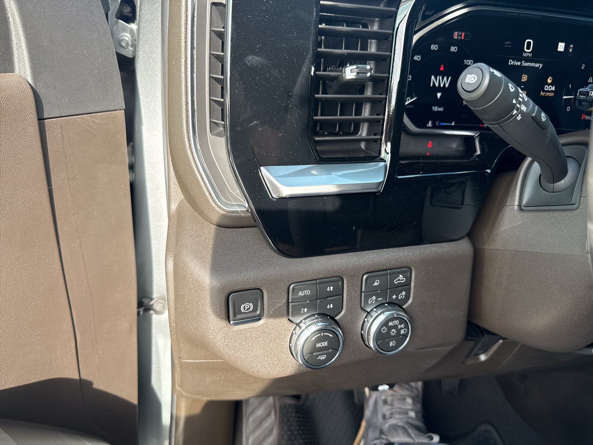 2026 GMC Sierra 3500HD SLT - Photo 25
