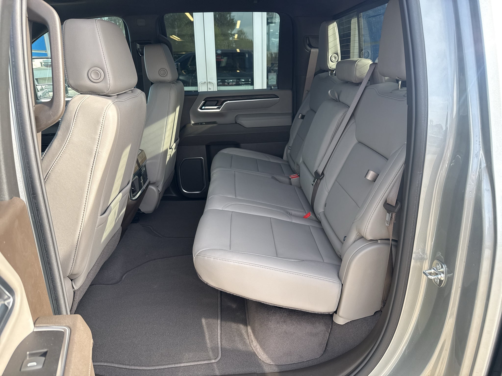 2026 GMC Sierra 3500HD SLT - Photo 9