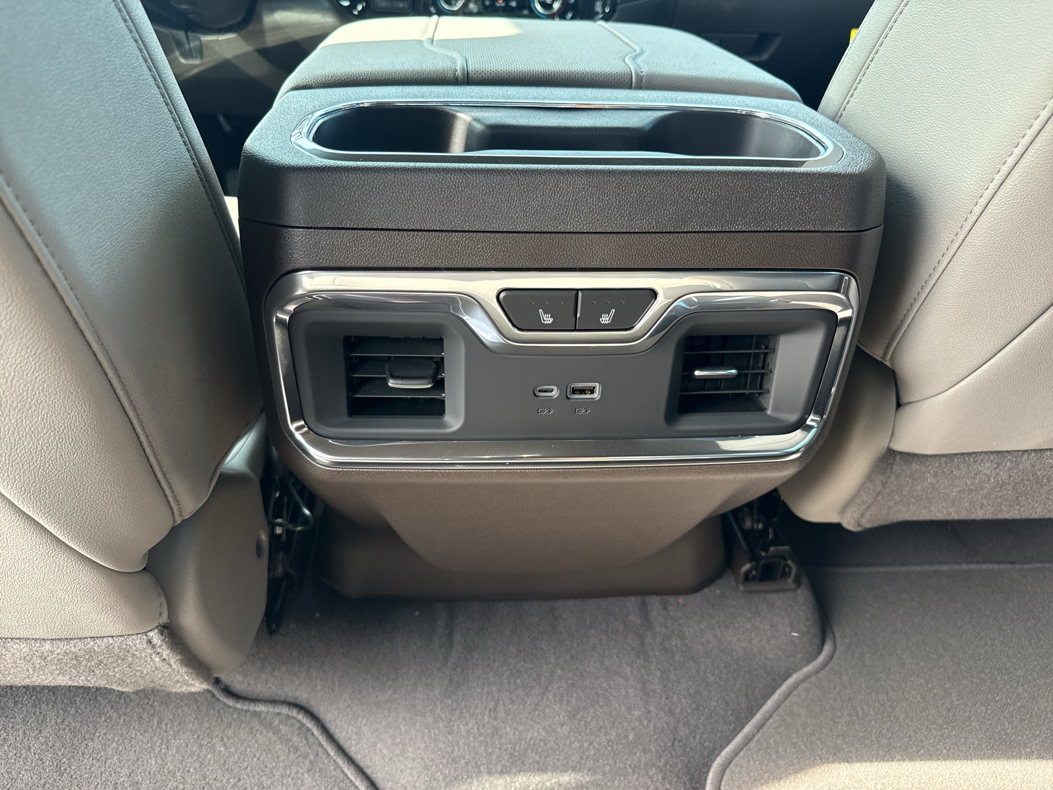 2026 GMC Sierra 3500HD SLT - Photo 12