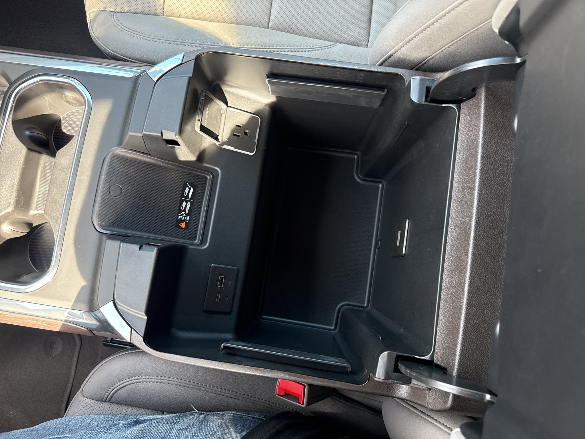 2026 GMC Sierra 3500HD SLT - Photo 23
