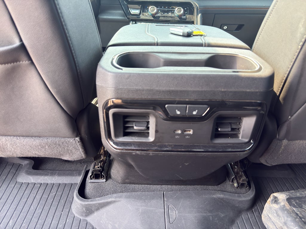 2025 GMC Sierra 3500 HD AT4