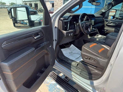 2025 GMC Sierra 3500 HD AT4