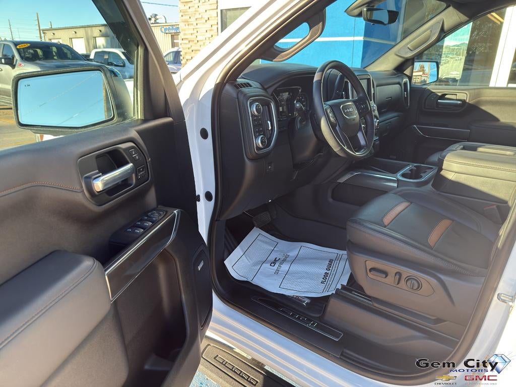 2021 GMC Sierra 1500 AT4