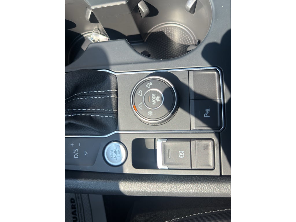 2021 Volkswagen Atlas Cross Sport 3.6L V6 SE w/Technology R-Line