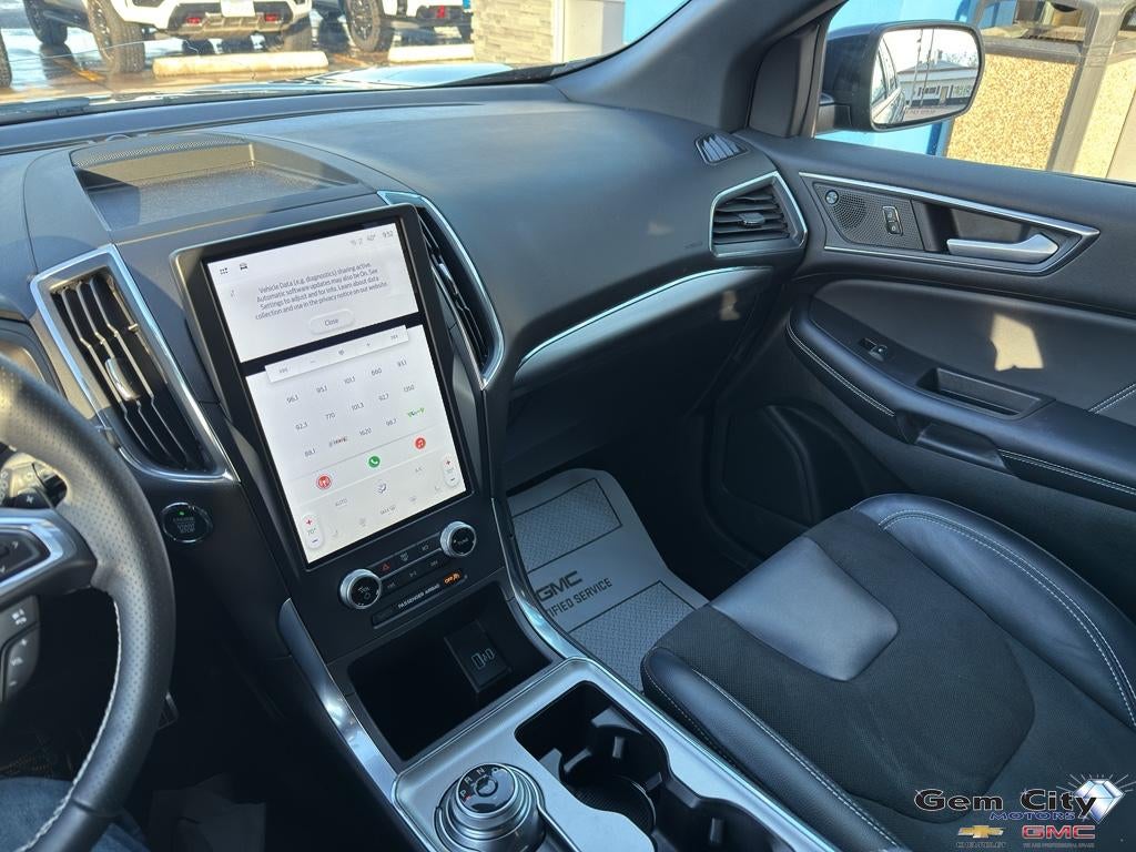 2023 Ford Edge ST