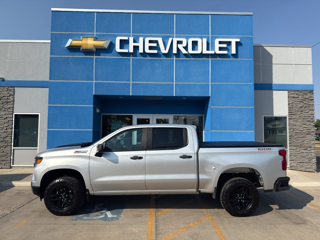 2022 Chevrolet Silverado 1500 Custom Trail Boss
