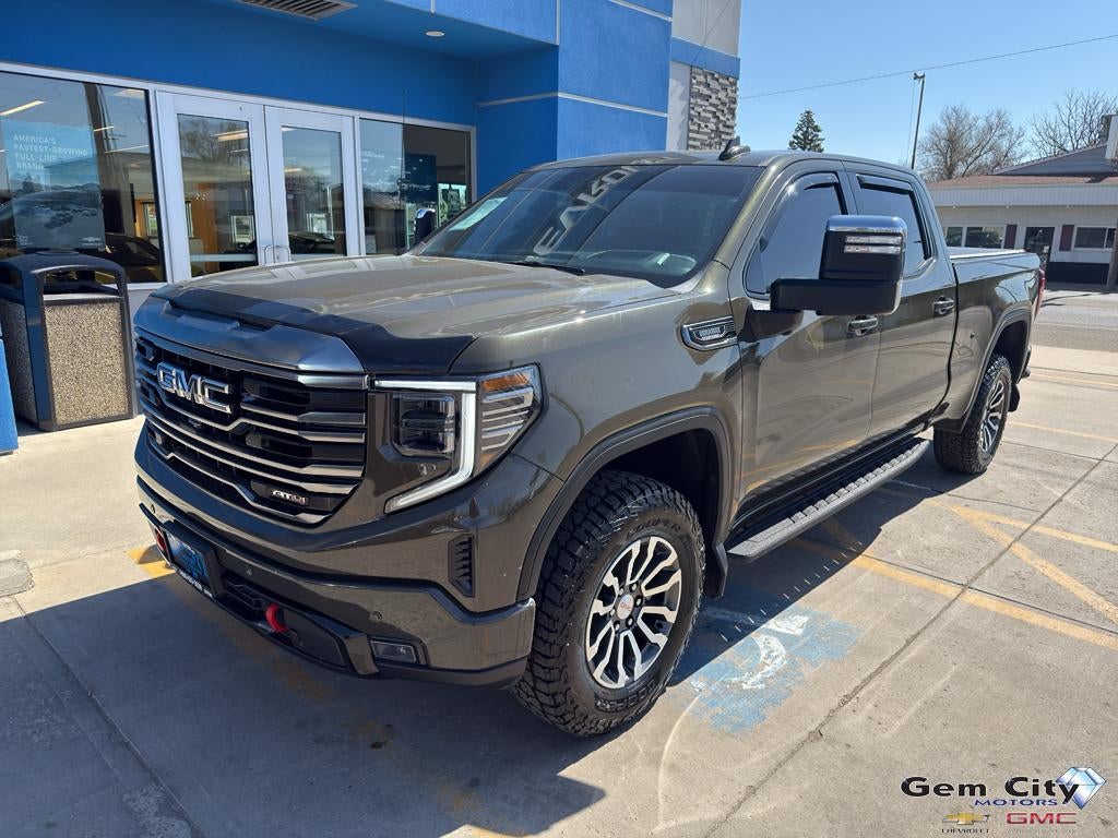 2023 GMC Sierra 1500 AT4