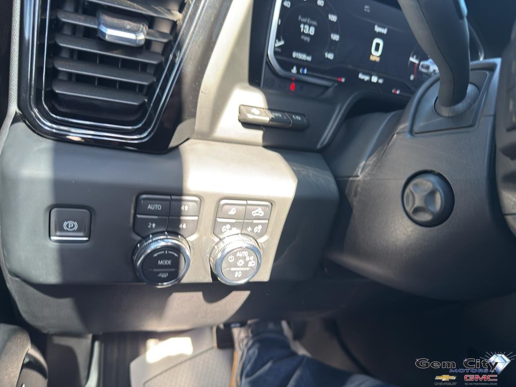 2023 GMC Sierra 1500 AT4