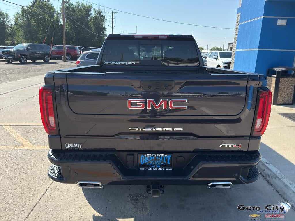 2024 GMC Sierra 1500 AT4