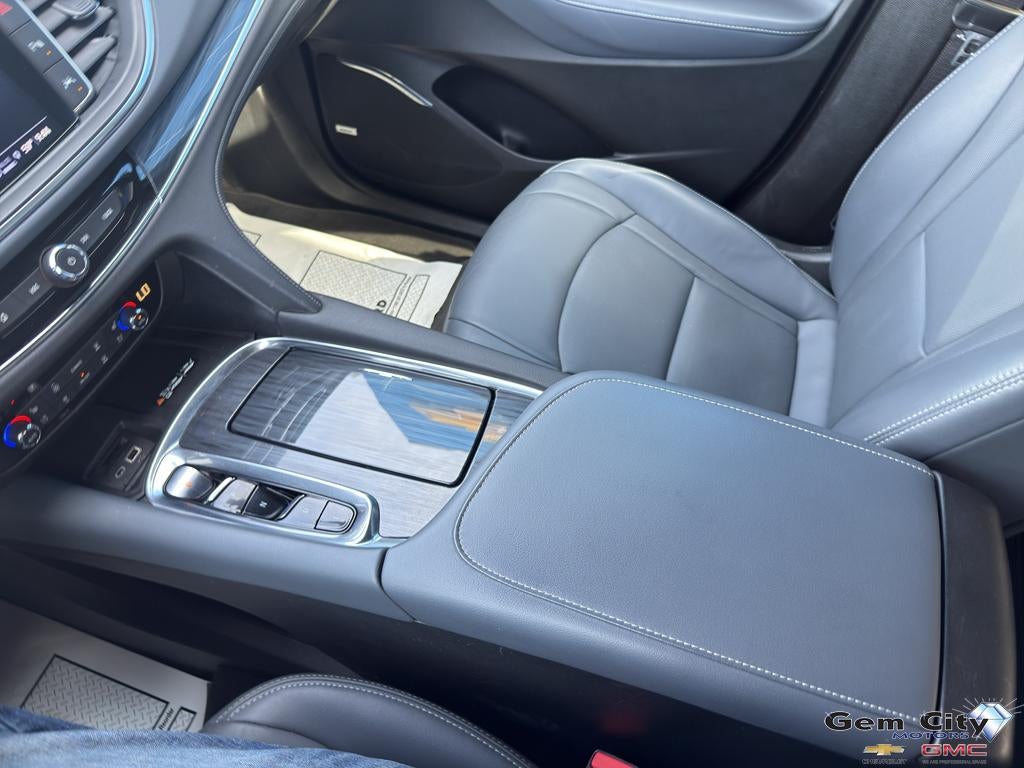 2023 Buick Enclave Premium